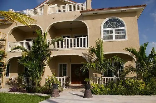 Jubilee Gardens Vacation Home The Bight Settlements Villa