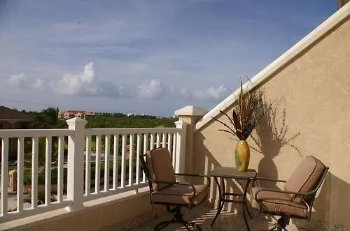 Jubilee Gardens Vacation Home The Bight Settlements Villa